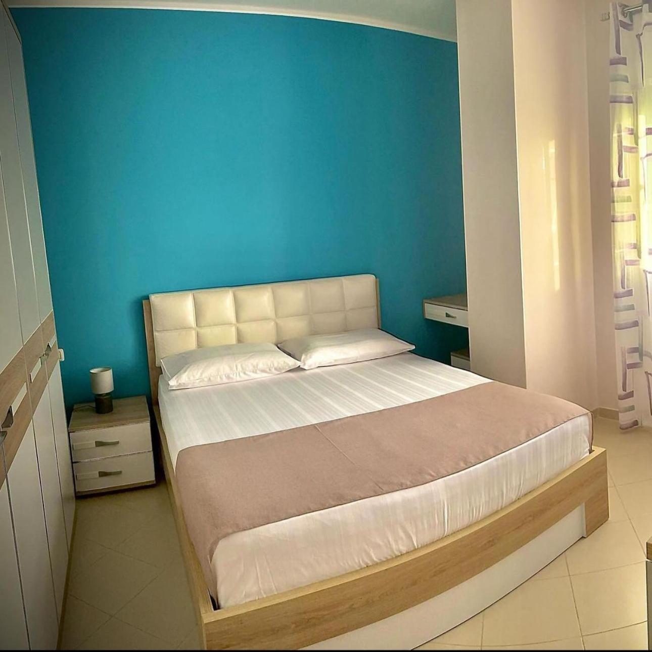 Endy Apartaments Orikum Exterior foto